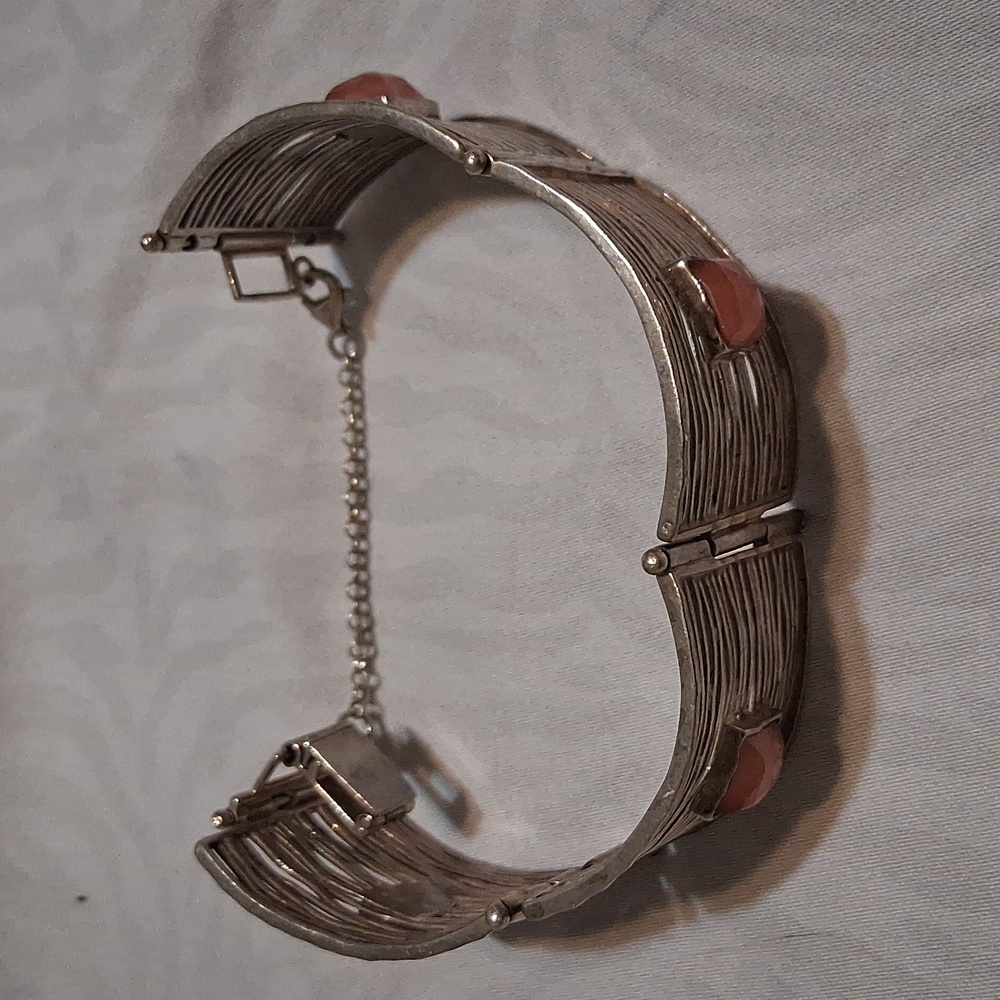 Bracelet - Picture 5 of 9
